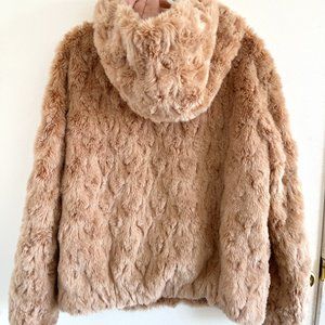 BCBGeneration FAUX FUR PINK COAT